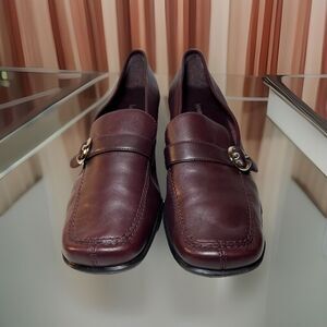 Laura Scott Brown Leather Slip On Shoes Size 8.5. New. No Box. 1.5 Inch Heel